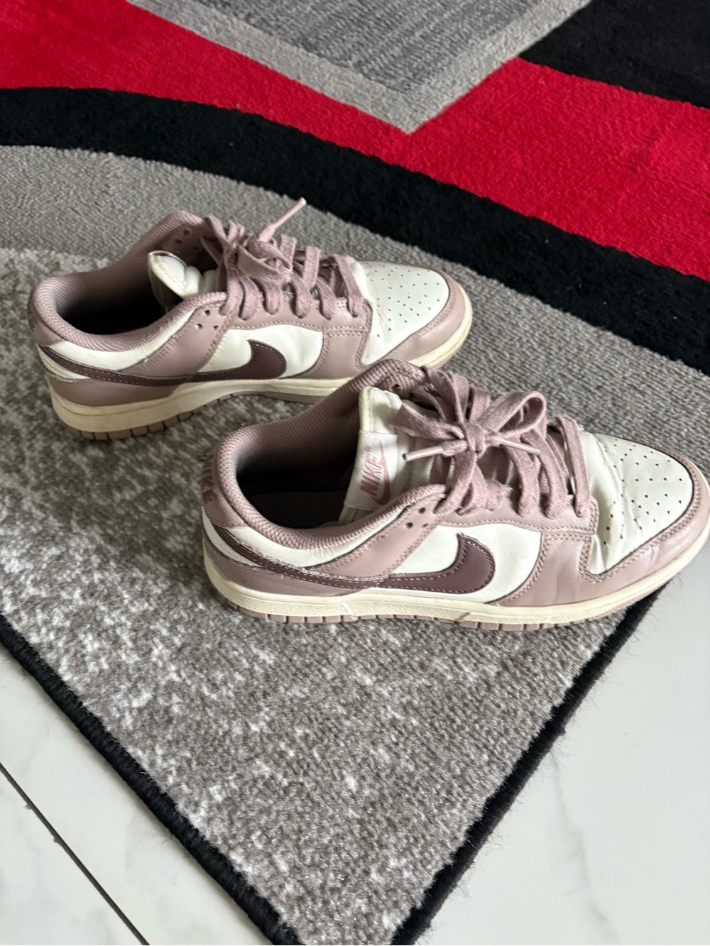 Nike Women’s Low-Top Sneakers in Cream and Dusty Pink